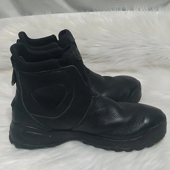 SALE! 5.11+ Tactical Boots Hardly Worn Sz.10 Pull On (E-4 CRATE)